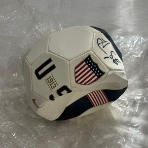 Hope Solo autographed us soccer ball